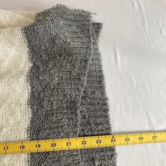 Elan Womens Cream Gray Striped Sweater Size L Slouchy Oversized Boho Lagom - Picture 9 of 13
